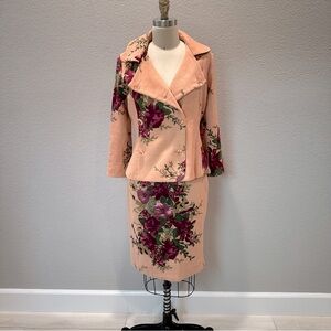 +T R A C Y + R E E S E+ Suit